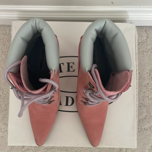 Pink Nubuck booties 8 - Picture 7 of 9